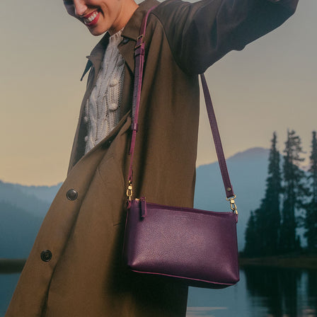  Plum*Classic | Zip top petite crossbody bag with detachable strap