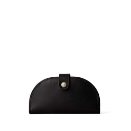 Black | Semicircle bifold wallet with snap closure