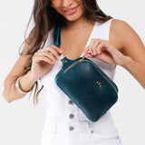 Lagoon | Model wearing sling bag on front