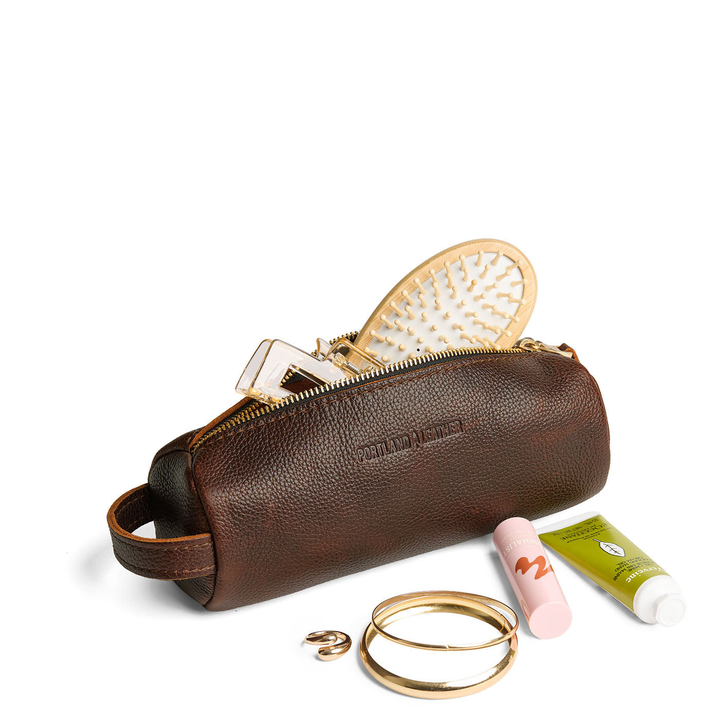 Coldbrew | Cylindrical leather pouch with zipper and handle