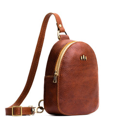 Nutmeg | Small sling bag with zipper closure and adjustable strap