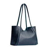 Boreal Medium | Wide tote with leather straps and snap closure