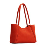 Paprika Medium | Wide tote with leather straps and snap closure