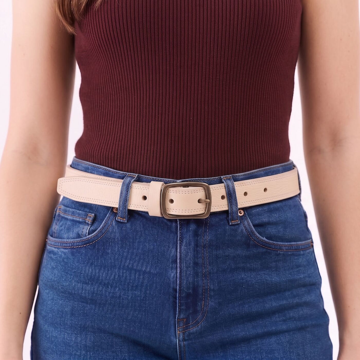 Marble | Slim double stitched leather belt on woman's waist