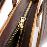 Grizzly Zipper | Midsize crossbody tote with handles and a pocket