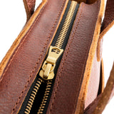Nutmeg Zipper | Midsize crossbody tote with handles and a pocket